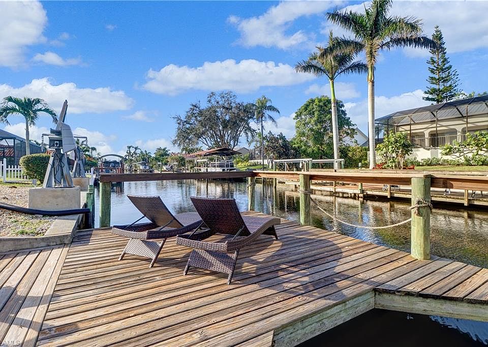 1st image of 27056 Harbor Dr