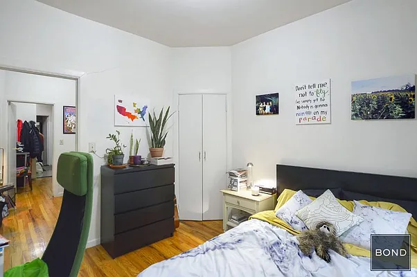 Rented by Bond New York | media 2