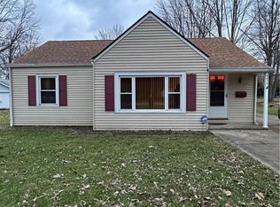 9013 Edgehill Rd, Mentor, OH 44060