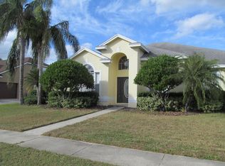 9885 Montclair Cir, Apopka, FL 32703