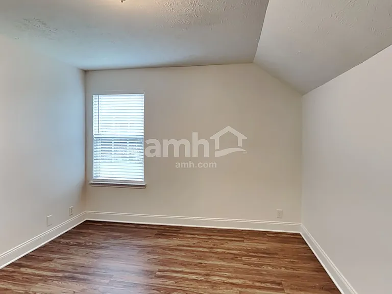 3314 Hopewell Ct — Photo 16