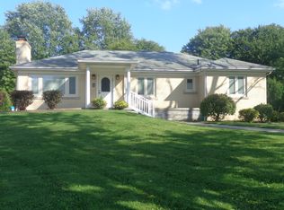 979 S Hermitage Rd, Hermitage, PA 16148