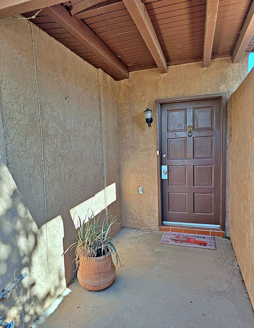Charming two-story home Move-In Ready! — Photo 2