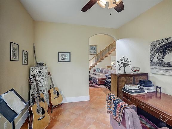 5th image of 250 Majestic Pine Dr