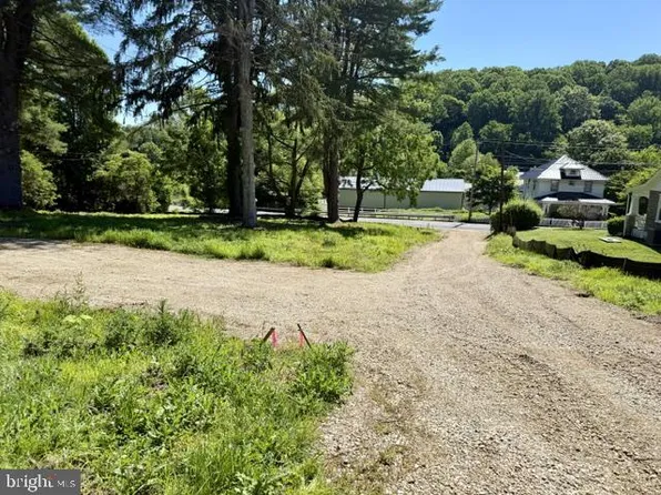 1075 Yorklyn Rd, Hockessin, DE 19707