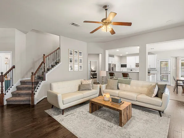 194 Sugar Crk, Buda, TX 78610