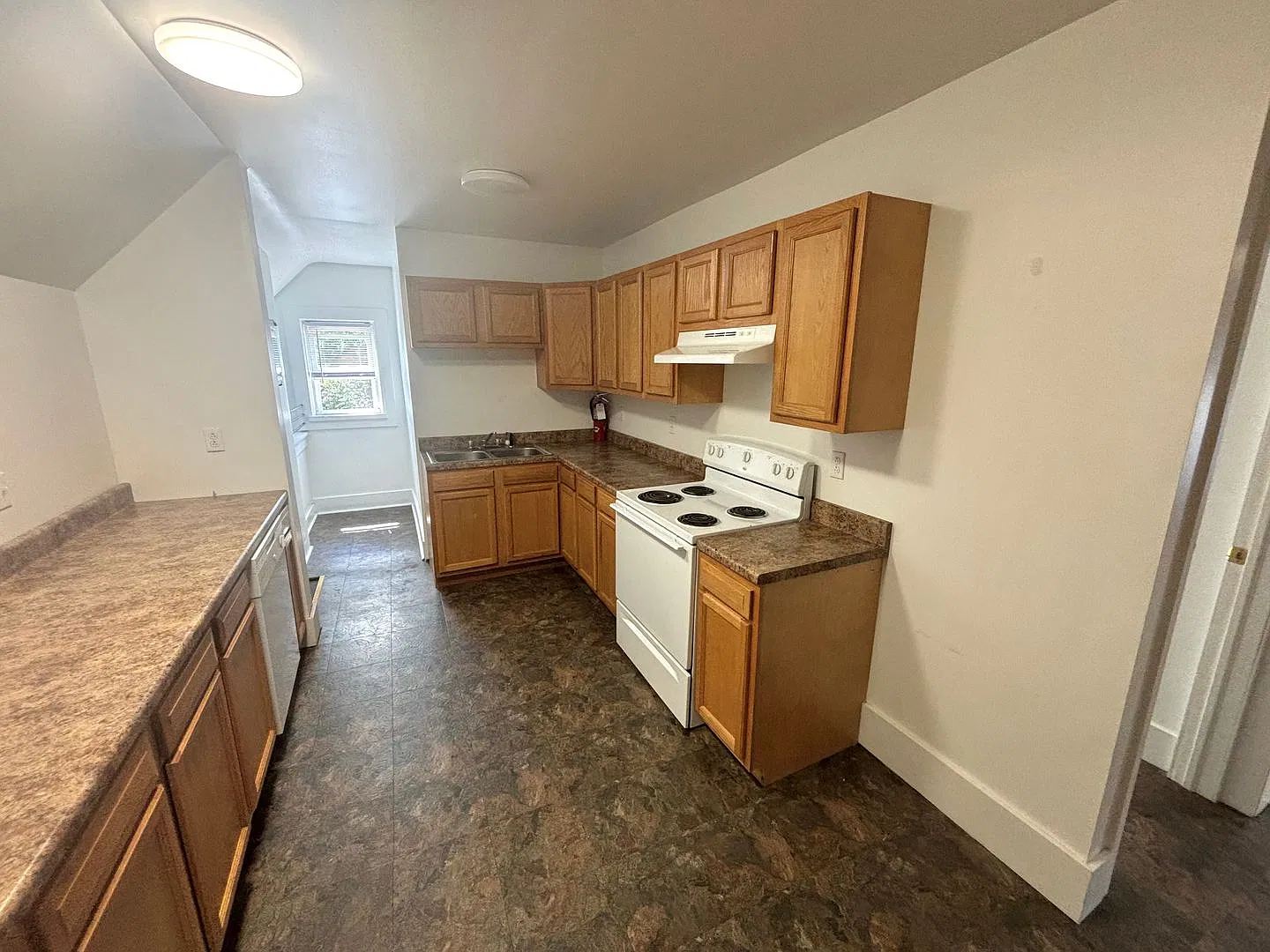 325w9th — Photo 3