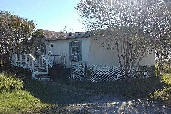 1st image of 372 E County Road 303