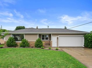 216 S Helen St, Kimberly, WI 54136