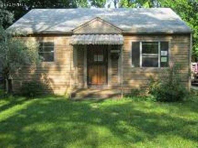 1st image of 2041 Medford Ave