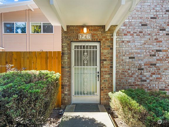 2nd image of 12242 SE 59th Street #126
