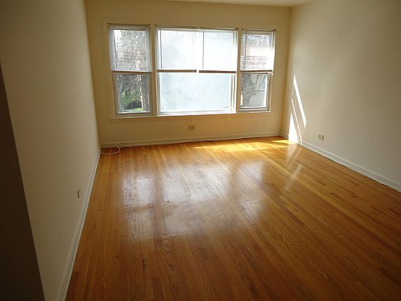 2nd image of 6651 N California Ave #2-N