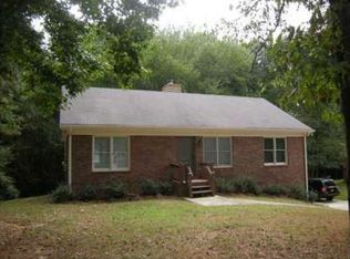 1050 Walker Place Dr, Douglasville, GA 30134