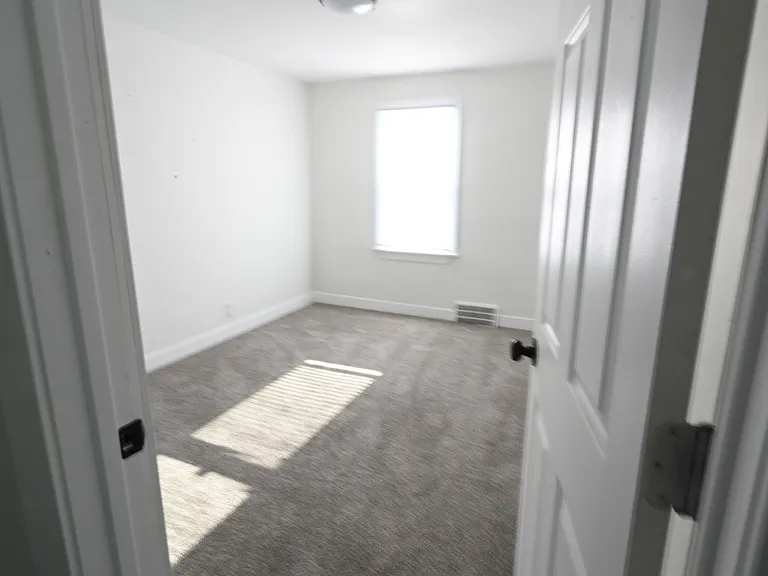 15829 Minock St — Photo 24