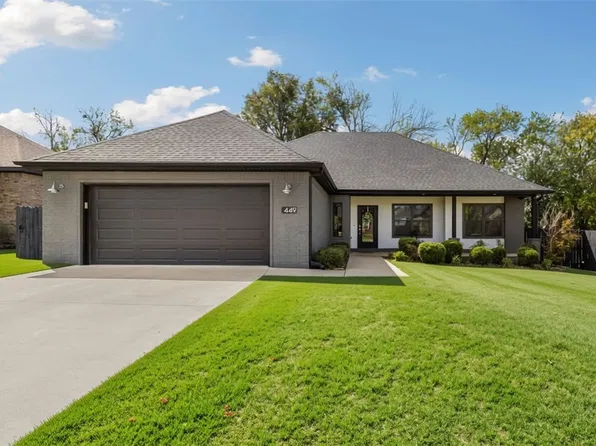 449 N Tacoma St, Farmington, AR 72730