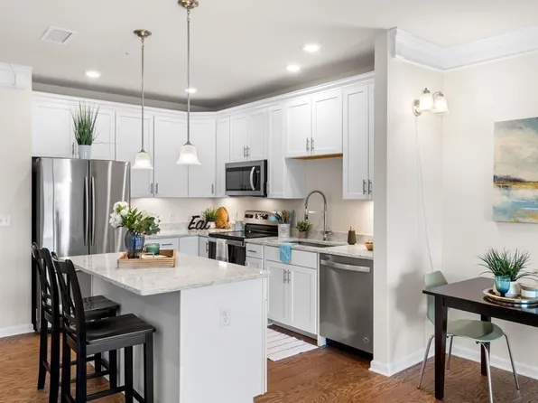 11211 Peters Farm Way #211, Westborough, MA 01581