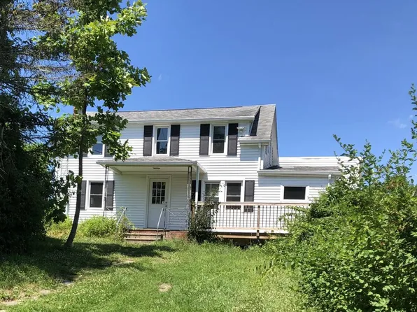 400 N Ohioville Rd, New Paltz, NY 12561
