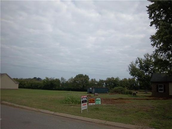 5th image of 1012 Pusher Pl Lot 5