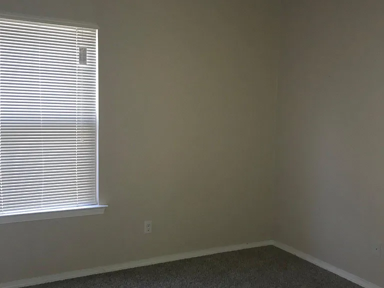 340 Aidan Gordon Cir — Photo 9