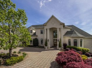 101 Lake Crest Dr, Lenoir City, TN 37772