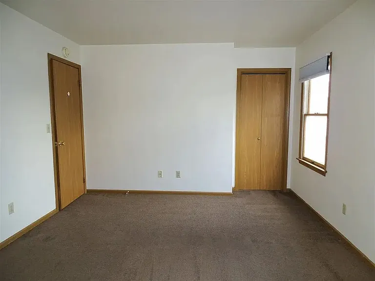 219 N Market St #106 — Photo 12