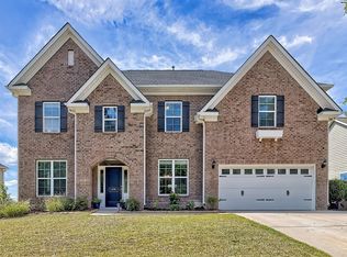 428 Sterling Brook Dr, Lexington, SC 29072