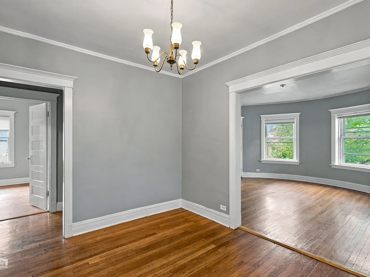 Dempster St 1104 - 2 — Photo 3