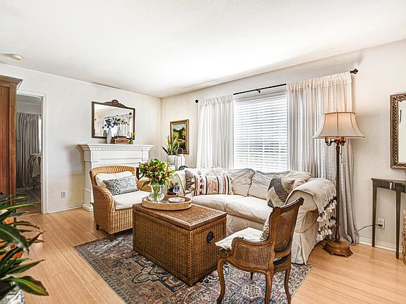 5th image of 1574 Yardley Street