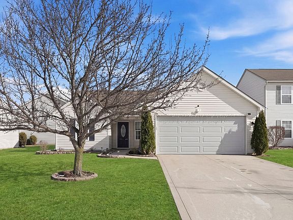 2nd image of 7826 Noble Ridge Pl