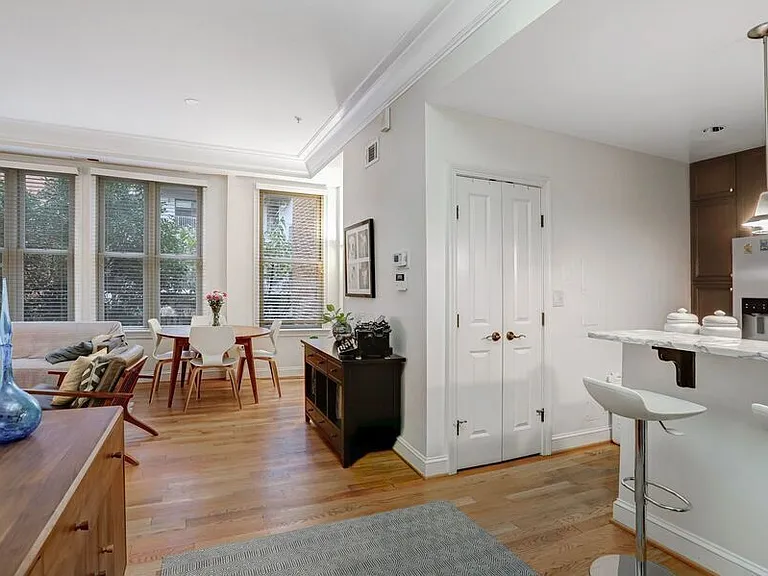 1323 Clifton St NW #13 — Photo 4
