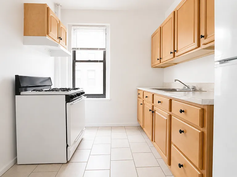 295 Convent Ave #44A — Photo 7