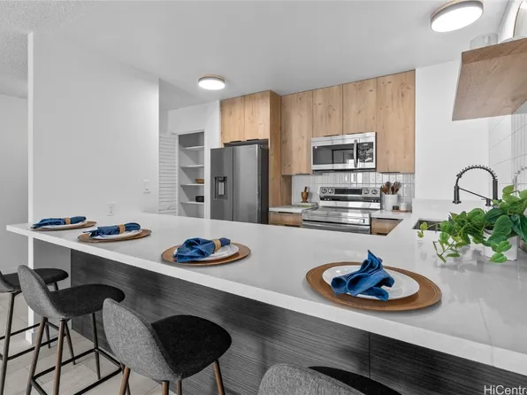 55 S Kukui St APT D2101, Honolulu, HI 96813