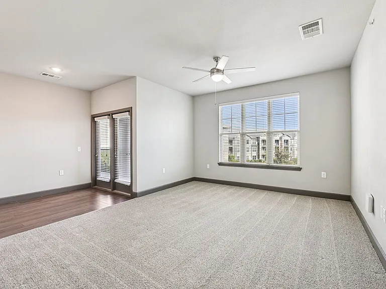 North Creek Apartments in Hutto, Texas