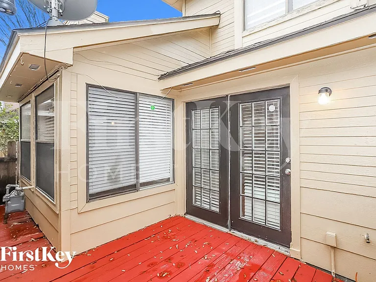 8603 Kinghaven St — Photo 15