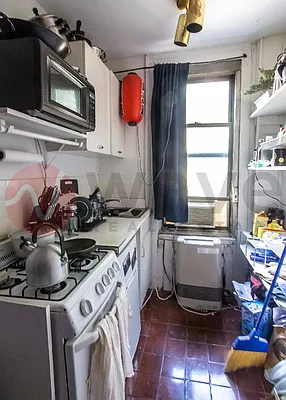 Rented by Wave Real Estate Group | media 41