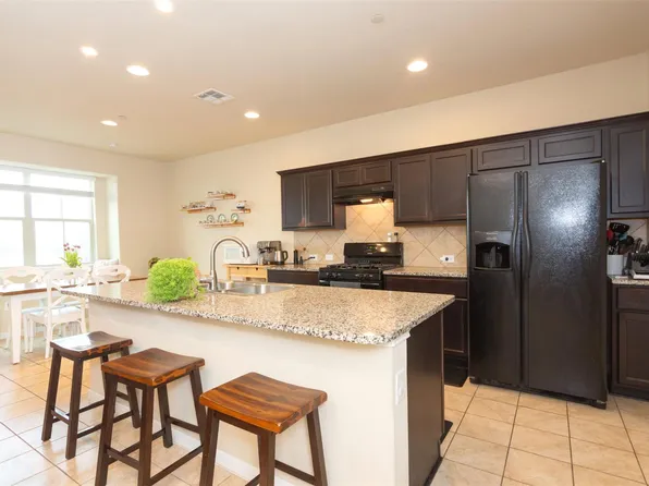 2880 Donnell Dr Unit 2203, Round Rock, TX 78664