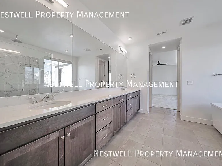 2346 E Snowy Peak Dr — Photo 27