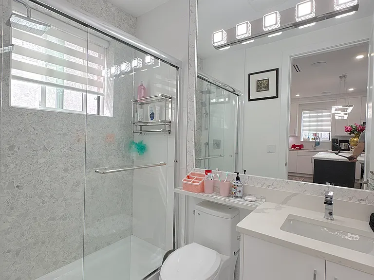 2836 E 16th Ave #201 — Photo 14