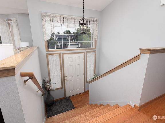 4th image of 10610 248th Street Ct E