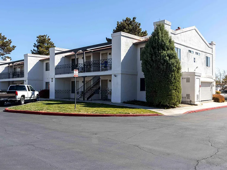 High Desert Villas - 55+ — Photo 22