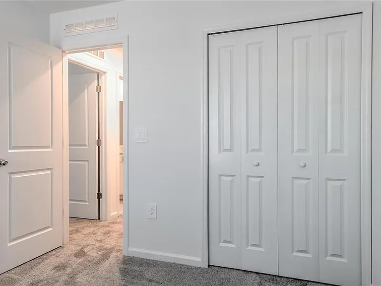 1488 Cumberland Ave — Photo 2