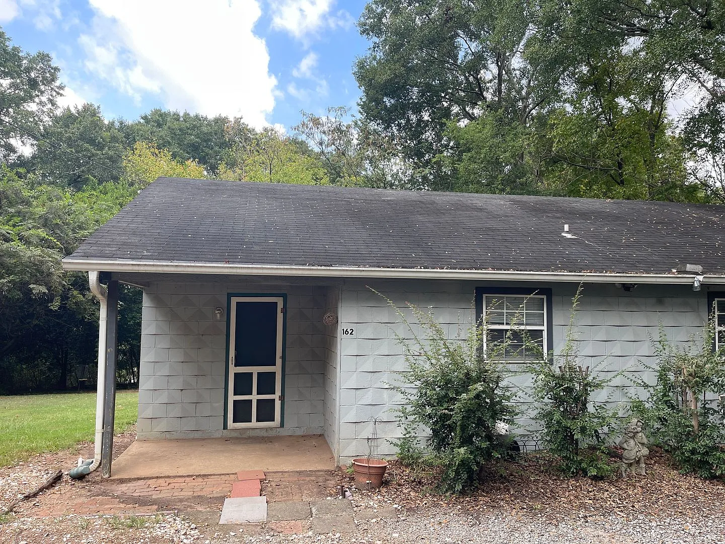 Duplex near Downtown!! 2BR 1 Bath in Normaltown! — Photo 2