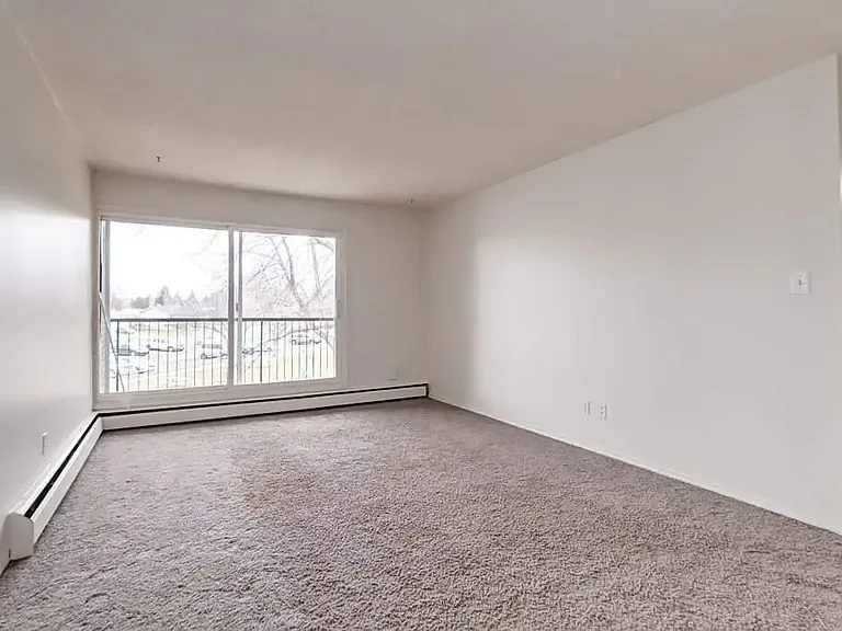 1411 Ashgrove Rd S — Photo 19