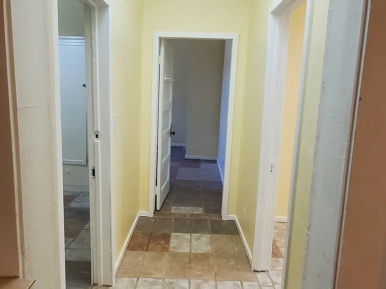 310 Center Ave #103 — Photo 8