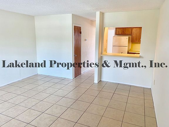 4th image of 2819 Balfour Ave APT 8