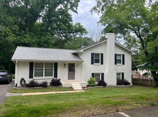 504 Northclift Dr, Raleigh, NC 27609