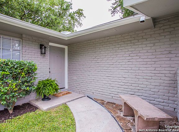 3rd image of 5111 Casa Oro St