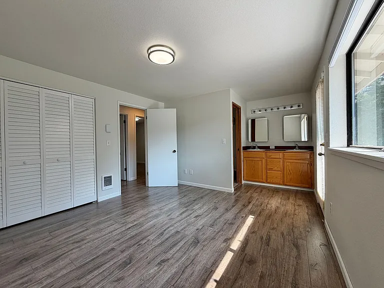 13327 NW Coho Run — Photo 14