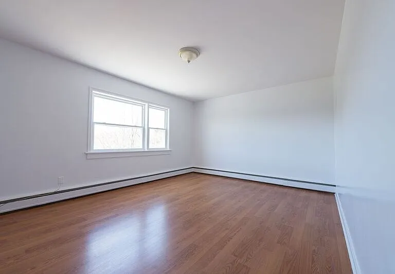 3536 Connaught Ave #6 — Photo 6