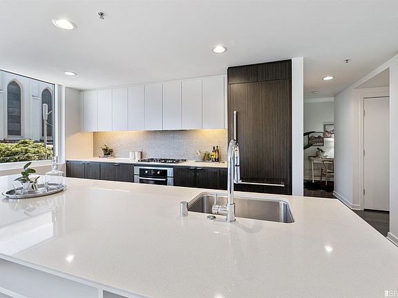 5th image of 1788 Clay St APT 211
